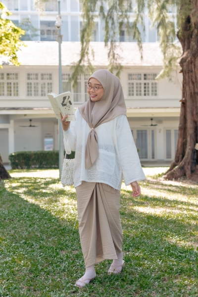 Atap Kurung Pario in Sand